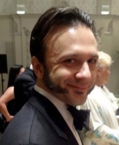 388168_863557896249_1321316686_n